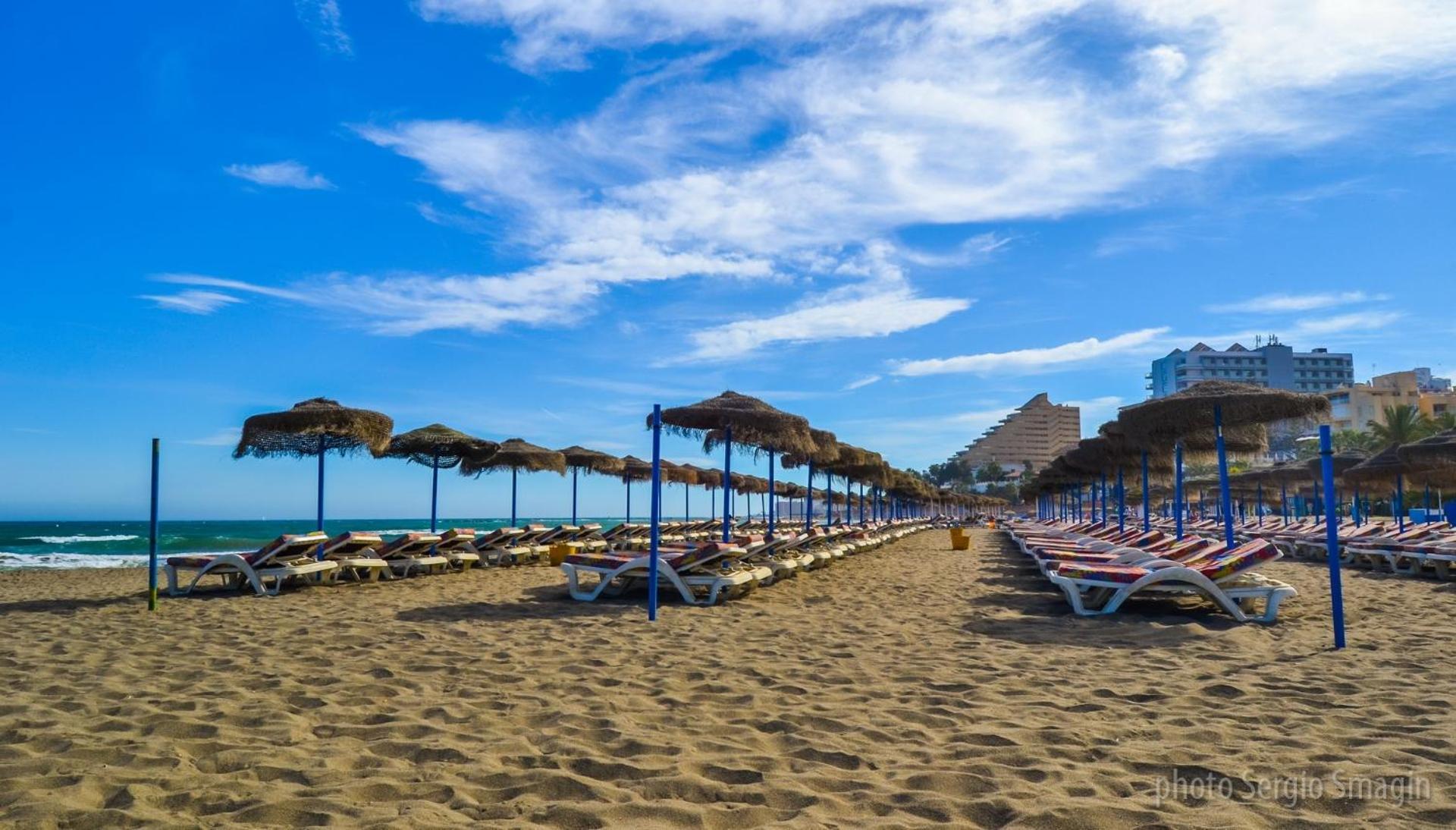 714 Iris Apartamento - Vista Al Mar - Cerca De Tren, Restaurantes, Tiendas - Playa A 10 Min Caminando Benalmádena Eksteriør billede